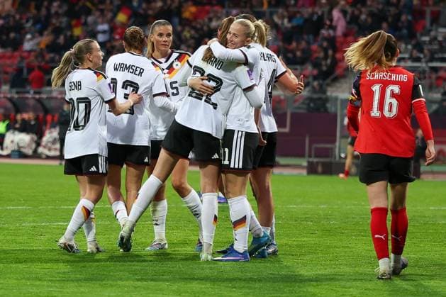 Goal celebration of the German womens national team after the 4 0 by Jule Brand 22 Germany , Germany vs. Austria, DFB, Football, Women, Womens World Cup Qualification, Group stage, Group D, Matchday 3 of 6, Season 2025 26, 14 04 2026 Nuremberg Bavaria Germany Copyright: xkolbert-press MartinxAgüerax