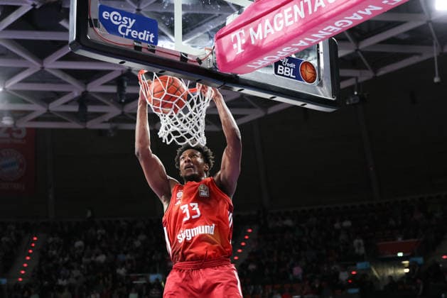 Dunk David McCormack FC Bayern Basketball, 33 , GER, FC Bayern Basketball vs MHP Riesen Ludwigsburg, Basketball, easycredit Basketball Bundesliga, Matchday 13, Season 2025 2026, 14 04 2026, GER, FC Bayern Basketball vs MHP Riesen Ludwigsburg, Basketball, easycredit Basketball Bundesliga, Matchday 13, Season 2025 2026, 14 04 2026 Muenchen Copyright: xEibner-Pressefoto JennixMaulx EP_JML