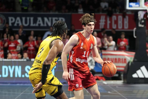 Justinian Jessup FC Bayern Basketball, 10 with Stefan Smith MHP Riesen Ludwigsburg, 03 , GER, FC Bayern Basketball vs MHP Riesen Ludwigsburg, Basketball, easycredit Basketball Bundesliga, Matchday 13, Season 2025 2026, 14 04 2026, GER, FC Bayern Basketball vs MHP Riesen Ludwigsburg, Basketball, easycredit Basketball Bundesliga, Matchday 13, Season 2025 2026, 14 04 2026 Munich Copyright: xEibner-Pressefoto JennixMaulx EP_JML