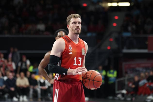 Andreas Obst FC Bayern Basketball, 13 , GER, FC Bayern Basketball vs MHP Riesen Ludwigsburg, Basketball, easycredit Basketball Bundesliga, 13 Matchday, Season 2025 2026, 14 04 2026, GER, FC Bayern Basketball vs MHP Riesen Ludwigsburg, Basketball, easycredit Basketball Bundesliga, 13 Matchday, Season 2025 2026, 14 04 2026 Muenchen Copyright: xEibner-Pressefoto JennixMaulx EP_JML