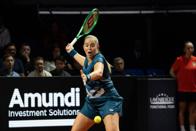 Jelena Ostapenko LAT on the ball, action, GER, Jelena Ostapenko vs Mirra Andreeva, Tennis, ATP Tournament, WTA 500, Porsche Tennis Grand Prix, 15 04 2026, GER, Jelena Ostapenko vs Mirra Andreeva, Tennis, ATP Tournament, WTA 500, Porsche Tennis Grand Prix, 15 04 2026, Stuttgart Copyright: xEibner-Pressefoto EdwardxCheungx EP_ECG