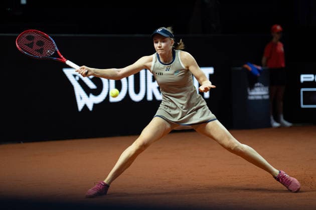 Elena Rybakina KAZ in the picture on the ball, GER, Elena Rybakina vs Diana Shnaider, Tennis, ATP Tournament, WTA 500, Porsche Tennis Grand Prix, 15 04 2026, GER, Elena Rybakina vs Diana Shnaider, Tennis, ATP Tournament, WTA 500, Porsche Tennis Grand Prix, 15 04 2026, Stuttgart Copyright: xEibner-Pressefoto EdwardxCheungx EP_ECG