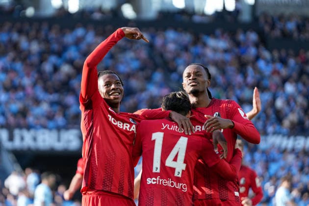 Spain, Football, UEFA Europa League, Quarter-final, Second leg, 2025 2026, RC Celta de Vigo vs SC Freiburg, 16 04 2026, Estadio Balaidos, Vigo, Johan Manzambi SC Freiburg, 44 , Yuito Suzuki SC Freiburg, 14 , Jordy Makengo SC Freiburg, 33 Goal celebration, Emotions, Goal shot, Goal finish, Goal success, Goal, Goal Vigo Estadio Balaidos Galicia, Pontevedra Spain Copyright: xArnexAmbergx