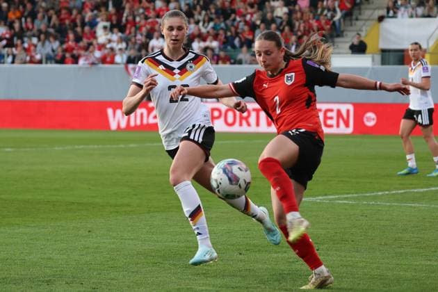 18 04 2026, Ried im Innkreis, AUT, On the road in Upper Austria, Football, FIFA World Cup Qualification Women, Austria vs. Germany, in the picture Jule Brand, DFB, Chiara D Angelo, AUT,