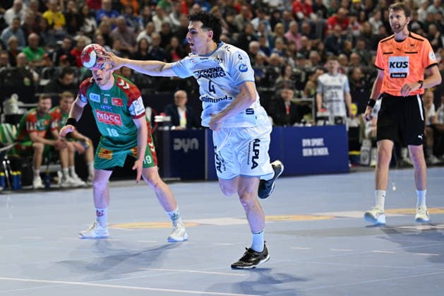 GER, Lanxess Arena Koeln, HBL, LIDL FINAL4, Men, Match for 3rd place, TBV Lemgo Lippe vs SC Magdeburg 19 04 2026, Lanxess Arena , Koeln , GER, Lanxess Arena Koeln, HBL, LIDL FINAL4, Men, Match for 3rd place, TBV Lemgo Lippe vs SC Magdeburg , in picture 7 meters Noah Hensen SC Magdeburg 4 , nordphotoxGmbHx xMeuter nph00351