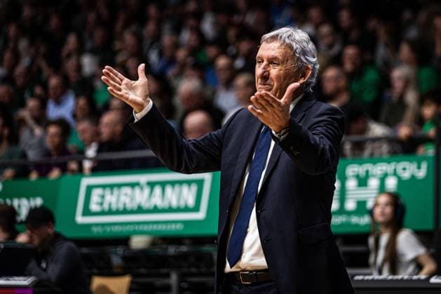 Svetislav Pesic Headcoach FC Bayern Muenchen Basketball , Vet Concept Gladiators Trier vs FC Bayern Muenchen Basketball , Basketball, easyCredit BBL, Matchday 30, Season 2025 2026, 20 04 2026 Vet Concept Gladiators Trier vs FC Bayern Muenchen Basketball , Basketball, easyCredit BBL, Matchday 30, Season 2025 2026, 20 04 2026 Copyright: xEibner-Pressefoto AlexanderxNeisx EP_ANS
