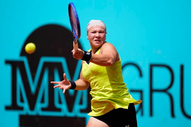 April 23, 2026, Madrid, Madrid, Spain: Diana Shnaider of Rusia plays against Jessica Bouzas of Spain during the Mutua Madrid Open 2026, ATP, Tennis Herren Masters 1000 and WTA, Tennis Damen 1000, at La Caja Magica on April 23, 2026 in Madrid, Spain. Madrid Spain - ZUMAa181 20260423_zaa_a181_135 Copyright: xOscarxJ.xBarrosox