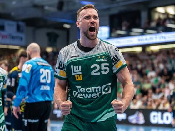 Ludvig Jurmala Astroem Frisch Auf Goeppingen, 25 cheers loudly, Frisch Auf Goeppingen vs Rhein Neckar Loewen, Handball, 1 Bundesliga, Men, Season 2025 2026, 23 04 2026, Frisch Auf Goeppingen vs Rhein Neckar Loewen, Handball, 1 Bundesliga, Men, Season 2025 2026, 23 04 2026 Goeppingen Copyright: xEibner-Pressefoto MichaelxSchmidx EP_MST
