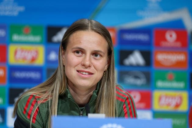 Klara Buehl FC Bayern Muenchen, 17 at the press conference, GER, International press conference, FC Bayern Muenchen, Football, UEFA Womens Champions League, semi-final, first leg, 2025 2026 season, 24 04 2026, GER, International press conference, FC Bayern Muenchen, Football, UEFA Womens Champions League, semi-final, first leg, 2025 2026 season, 24 04 2026 Muenchen Copyright: xEibner-Pressefoto JennixMaulx EP_JML