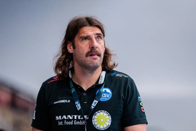 Sebastian Hinze ThSV Eisenach, Coach GER, GWD Minden vs ThSV Eisenach, Handball, 1 Bundesliga, Matchday 29, Season 2025 2026, 24 04 2026 GER, GWD Minden vs ThSV Eisenach, Handball, 1 Bundesliga, Matchday 29, Season 2025 2026, 24 04 2026 Minden Copyright: xEibner-Pressefoto JanxRollingerx EP_JSK