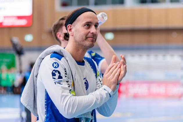 Silvio Heinevetter ThSV Eisenach, 12 in jubilation after 29 34 victory GER, GWD Minden vs ThSV Eisenach, Handball, 1 Bundesliga, Matchday 29, Season 2025 2026, 24 04 2026 GER, GWD Minden vs ThSV Eisenach, Handball, 1 Bundesliga, Matchday 29, Season 2025 2026, 24 04 2026 Minden Copyright: xEibner-Pressefoto JanxRollingerx EP_JSK