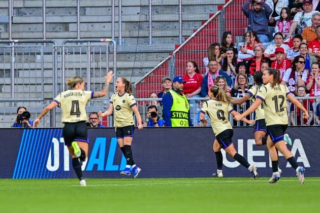 FC Barcelona players with goal celebration, celebrate the goal, goal, celebration, celebration, celebration of the goal to 0 1 by Ewa PAJOR Barcelona, 17 2 v li , optimistic, action, action, 25 04 2026, Munich Germany , football, UEFA Womens Champions League, semi-final, FC Bayern München FC Barcelona xslx