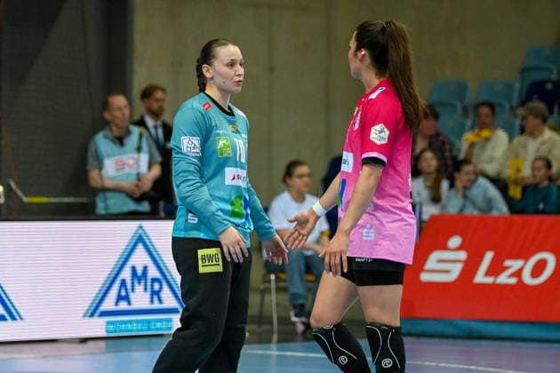 Nicola Czaja SV Union Halle Neustadt, 70 and Engelina Molenaar SV Union Halle Neustadt, 07 VfL Oldenburg vs SV Union Halle Neustadt, ALSCO Handball Bundesliga Women, Playoffs, Matchday 2, Season 2025 2026, 25 04 2026, VfL Oldenburg vs SV Union Halle Neustadt, ALSCO Handball Bundesliga Women, Playoffs, Matchday 2, Season 2025 2026, 25 04 2026 Oldenburg Copyright: xEibner-Pressefoto RobertxGertzenx EP_RGN