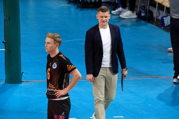 DEU, DVV, 1 VBL, BR Volleys vs Friedrichshafen, 26 04 2026, Max Schmeling Halle, Berlin, DEU, DVV, 1 VBL, BR Volleys vs Friedrichshafen, in the picture head coach Adam Swaczyna Friedrichshafen , Lenny Graven Friedrichshafen 6 nordphotoxGmbHx xEngler nph00076