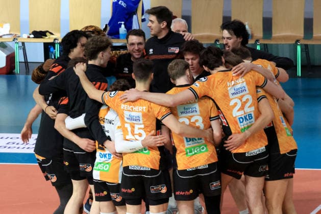 DEU, DVV, 1 VBL, BR Volleys vs Friedrichshafen, 26 04 2026, Max Schmeling Halle, Berlin, DEU, DVV, 1 VBL, BR Volleys vs Friedrichshafen, in the picture BR Volleys players circle nordphotoxGmbHx xEngler nph00076