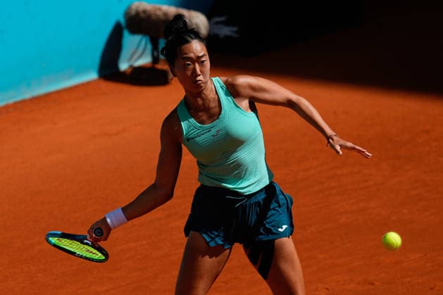 April 27, 2026, Madrid, Madrid, Spain: Ann Li of USA in action against Leylah Fernandez of Canada during the Mutua Madrid Open 2026, ATP, Tennis Herren Masters 1000 and WTA, Tennis Damen 1000, at La Caja Magica on April 27, 2026 in Madrid, Spain. Madrid Spain - ZUMAa181 20260427_zaa_a181_122 Copyright: xDennisxAgyemanx