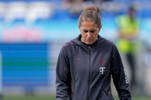 Britta Carlson coach, head coach, 1 FC Köln , single image, single photo, action, looking disappointed, disappointment, frustration, disappointed, pessimistic, 27 04 2026, Sinsheim Hoffenheim Germany , Football, Google Pixel Women Bundesliga, TSG 1899 Hoffenheim 1 FC Köln, DFB DFL REGULATIONS PROHIBIT ANY USE OF PHOTOGRAPHS AS IMAGE SEQUENCES AND OR QUASI VIDEO xozx