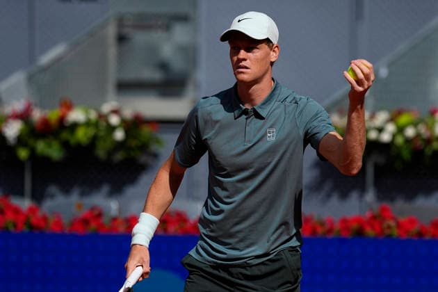 April 28, 2026, Madrid, Madrid, Spain: Jannik Sinner of Italy plays against Cameron Norrie of Great Britain during the Mutua Madrid Open 2026, ATP, Tennis Herren Masters 1000 and WTA, Tennis Damen 1000, at La Caja Magica on April 28, 2026 in Madrid, Spain. Madrid Spain - ZUMAa181 20260428_zaa_a181_001 Copyright: xOscarxJ.xBarrosox