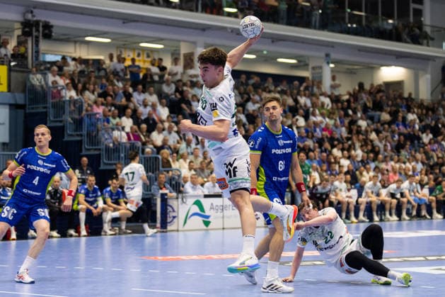 Elias NEWEL FRISCH AUF Goeppingen, 40 scores a goal, Action, Goal throw GER, VfL Gummersbach vs FRISCH AUF Goeppingen, Handball, Bundesliga, Matchday 30, Season 2025 2026, 30 04 2026, GER, VfL Gummersbach vs FRISCH AUF Goeppingen, Handball, Bundesliga, Matchday 30, Season 2025 2026, 30 04 2026, Gummersbach Copyright: xEibnerxPressefoto OliverxSchmidtx EP_OST