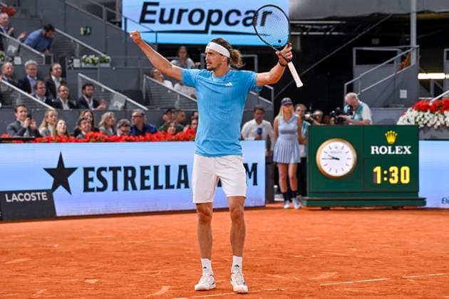 April 30, 2026, Madrid, Madrid, Spain: ALEXANDER ZVEREV of Germany - ADIDAS celebrating the match victory and waving to the crowd the Mutua Madrid Open 2026, ATP, Tennis Herren Masters 1000 and WTA, Tennis Damen 1000 tennis tournament, celebrated at Caja Magica on April 30, 2026 in Madrid, Spain. Madrid Spain - ZUMAc312 20260430_zsp_c312_326 Copyright: xOscarxManuelxSanchezx