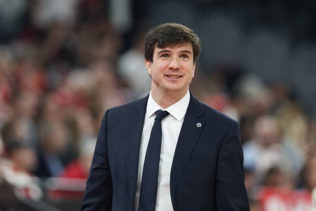 Pedro Calles Alba Berlin, Head Coach laughs before the game, GER, FC Bayern Basketball vs Alba Berlin, Basketball, easycredit Basketball Bundesliga, Matchday 27, Season 2025 2026, 01 05 2026, GER, FC Bayern Basketball vs Alba Berlin, Basketball, easycredit Basketball Bundesliga, Matchday 27, Season 2025 2026, 01 05 2026 Muenchen Copyright: xEibner-Pressefoto JennixMaulx EP_JML