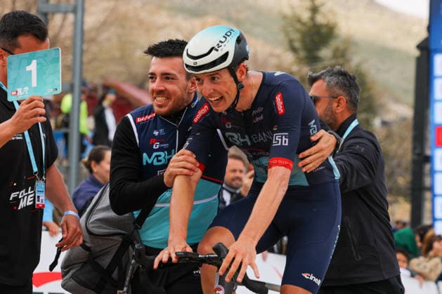 The 61st Presidential Cycling Tour of Turkiye (TUR 2026) has officially begun, starting with its opening stage in the coastal town of Cesme, Izmir. Held under the auspices of the Presidency of the Republic of Türkiye, this prestigious UCI ProSeries race brings together 23 teams and 161 world-class cyclists to compete over eight days, from April 26 to May 3, 2026...The 2026 edition unfolds across routes showcasing some of Türkiye s most striking landscapes. Starting in Cesme, the race follows the Aegean and Mediterranean coastlines, covering stages through Antalya and the southern shores before concluding in the capital, Ankara. Beyond sporting competition, the tour plays a key role in promoting Türkiye s natural and cultural richness on a global stage..This year, the race consists of 8 stages covering approximately 1,200 kilometers. Nearly 20 teams and over 150 riders from around the world are competing, under the coordination of the Turkish Cycling Federation..With the first three stages completed, the pace in the peloton has intensified and the general classification has begun to take shape. Sprint finishes and technically demanding routes have stood out, with the third stage drawing attention for its high tempo and dramatic finale..The third stage of the 61st Presidential Cycling Tour of Türkiye (TUR 2026) was won by Colombian rider Ivan Ramiro Sosa of Equipo Kern Pharma. Covering the 132.7-kilometer Marmaris-Kıran route, Sosa finished in 3 hours, 40 minutes, and 25 seconds. In the summit finish, Australian rider Sebastian Berwick of Caja Rural-Seguros RGA placed second, while French rider Nicolas Breuillard of TotalEnergies finished third..As the race progresses, challenging climbs and critical time gaps are expected to further heighten the excitement. The tour continues to deliver a compelling blend of elite competition and global vis Copyright: RizaxOzel 19081581
