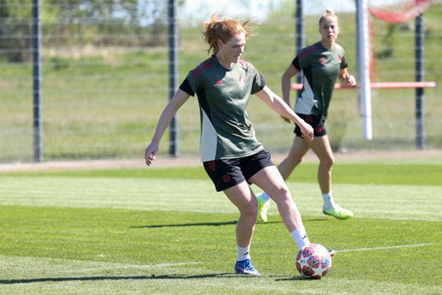 Stine Ballisager FC Bayern Muenchen, 03 with ball, GER, Official final training FC Bayern Muenchen, Football, UEFA Womens Champions League, semi-final, second leg, 2025 2026 season, 02 05 2026, GER, Official final training FC Bayern Muenchen, Football, UEFA Womens Champions League, semi-final, second leg, 2025 2026 season, 02 05 2026 Muenchen Copyright: xEibner-Pressefoto JennixMaulx EP_JML