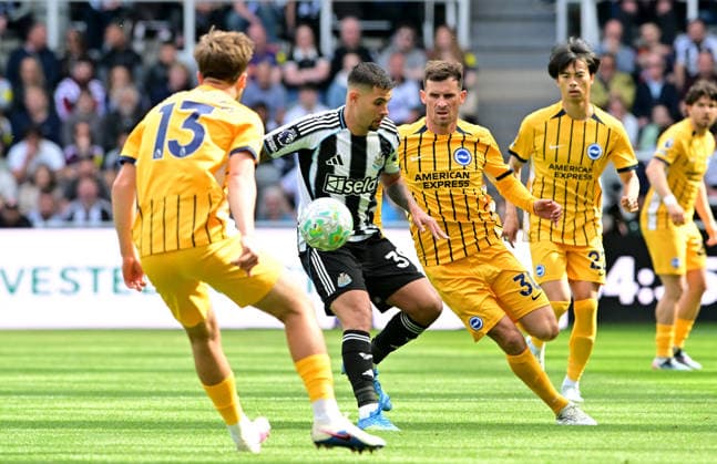 Jack Hinshelwood of Brighton & Hove Albion Bruno with Guimaraes of Newcastle United and Pascal Gross of Brighton & Hove Albion Newcastle United v Brighton and Hove Albion, Premier League, Football, St James Park, Newcastle , UK - 02 May 2026Newcastle St James Park United Kingdom EDITORIAL USE ONLY No use with unauthorised audio, video, data, fixture lists, club league logos or live services. Online in-match use limited to 120 images, no video emulation. No use in betting, games or single club league player publications. Copyright: xMarkxRunnacles Shutterstockx 16854507y