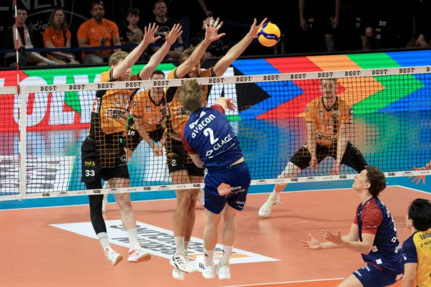 DEU, DVV, 1 VBL, BR Volleys vs SVG Lueneburg, 02 05 2026, Max Schmeling Halle, Berlin, DEU, DVV, 1 VBL, BR Volleys vs SVG Lueneburg, in the picture Fedor Ivanov BR Volleys 33 , Matthew Knigge BR Volleys 2 , Herrmann, nordphotoxGmbHx xEngler nph00076