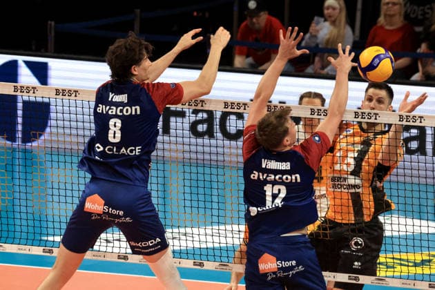 DEU, DVV, 1 VBL, BR Volleys vs SVG Lueneburg, 02 05 2026, Max Schmeling Halle, Berlin, DEU, DVV, 1 VBL, BR Volleys vs SVG Lueneburg, in the picture Moritz Reichert BR Volleys 15 , Santeri Vaelimaa Lueneburg 12 nordphotoxGmbHx xEngler nph00076
