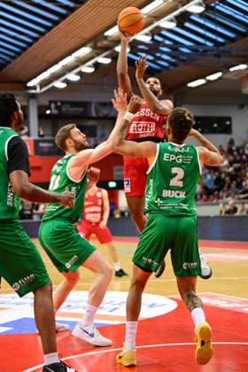 Kyle Castlin 2 Bundesliga Pro A, 34 Matchday, 46ers, Basketball, Basketball season 2025 2026, BBL, Germany, Giessen 46ers EPG Baskets Koblenz, Giessen in red,Koblenz in green, Men, Men