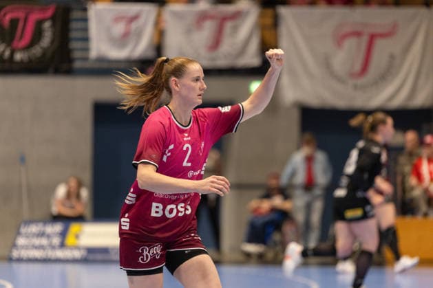 Cheers Selina Lindemann TuS Metzingen, 02 GER, BSV Sachsen Zwickau vs TuS Metzingen, Handball, Women, 1 Bundesliga, Matchday 3, Season 2025 2026, 02 05 2026 GER, BSV Sachsen Zwickau vs TuS Metzingen, Handball, Women, 1 Bundesliga, Matchday 3, Season 2025 2026, 02 05 2026 Zwickau Copyright: xEibner-Pressefoto MarkoxUngerx EP_EER