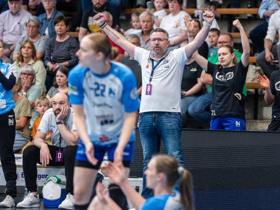Thomas Zeitz, Head Coach Sport Union Neckarsulm cheers after a successful action of his team, Frisch Auf Goeppingen vs Sport Union Neckarsulm, Handball, 1 Bundesliga, Season 2025 2026, 03 05 2026 Frisch Auf Goeppingen vs Sport Union Neckarsulm, Handball, 1 Bundesliga, Season 2025 2026, 03 05 2026 Goeppingen Copyright: xMichaelxSchmidt Eibner-Pressefotx EP_MST