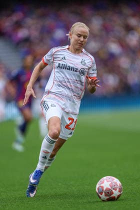 ESP, Barcelona, FC Barcelona vs FC Bayern Munich, WomenÂs Champions League, Football, UEFA, 2025 2026 season, Camp Nou, semi-final, second leg in picture Pernille Harder Bayern Munich 21 DFB DFL REGULATIONS PROHIBIT ANY USE OF PHOTOGRAPHS AS IMAGE SEQUENCES AND OR QUASI VIDEO, 03 05 2026 Copyright: HMBxMedia HendrikxHamelau