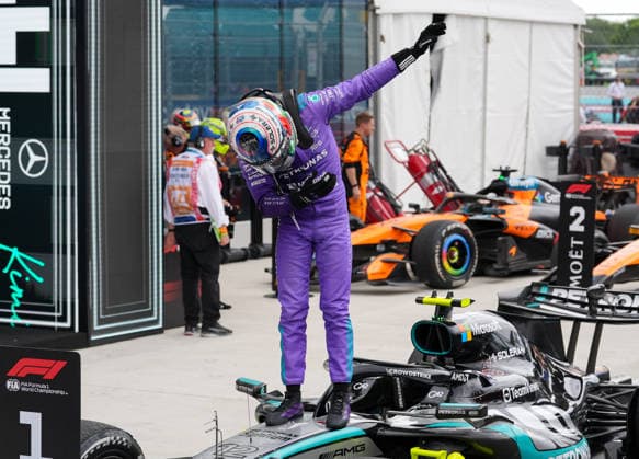 Andrea Kimi Antonelli Mercedes AMG Petronas F1 Team, Italy, 12 after winning the race USA, Formula 1 World Championship, Miami Grand Prix, Miami International Autodrome, Miami Gardens, race day, 2026 season, 03 05 2026 USA, Formula 1 World Championship, Miami Grand Prix, Miami International Autodrome, Miami Gardens, race, 2026 season, 03 05 2026 Miami Gardens Copyright: xEibner-Pressefoto ScottxColemanx EP_SCN