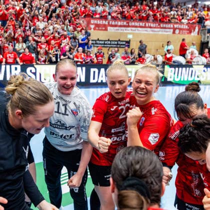 03 05 2026, GER, Handball, Women, Season 2025 2026, Alsco 1 Bl, PlayOff semi-final game 2, Thueringer HC HSG Blomberg Lippe Thueringer HC wins the home game of the PlayOff semi-final series against HSG Blomberg Lippe The score after games 1 1 With in the picture Christina Loevgren Hallberg Thueringer HC,1 , Laura Kuske Thueringer HC,11 , Rikke Hoffbeck Petersen Thueringer HC,22 , Lotta Heider Thueringer HC,7 99947 Bad Langensalza Salza Halle Sporthalle Mehrz Thüringen Germany
