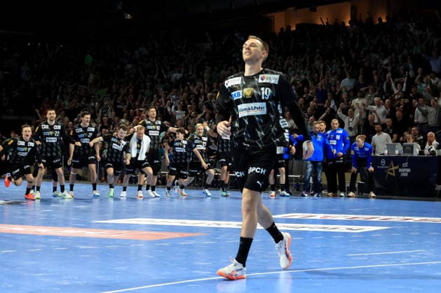 DEU, Machineseeker EHF Champions League, Fuechse Berlin vs One VeszprŽm HC, 06 05 2026, Max Schmeling Halle, Berlin, DEU, Machineseeker EHF Champions League, Fuechse Berlin vs One VeszprŽm HC, in the picture Mathias Gidsel Fuechse Berlin 19 , Fuechse player circle nordphotoxGmbHx xEngler nph00076