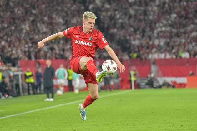 Matthias Ginter SC Freiburg, 28 receiving the ball GER, SC Freiburg Sporting Braga, Football, Europa League, Semi-final, 2025 2026 season, 07 05 2026 GER, SC Freiburg Sporting Braga, Football, Europa League, Semi-final, 2025 2026 season, 07 05 2026 Freiburg Copyright: xEibner-Pressefoto ThomasxHessx EP_THS