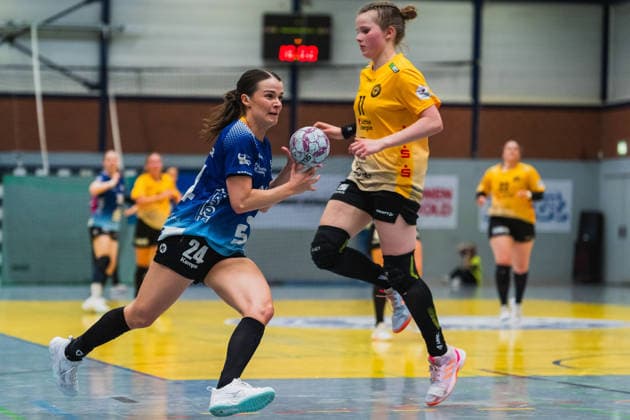 Hannah Kamp Bergischer HC, 24 on the approach to the jump shot, Vanessa Huth HC Roedertal, 11 Bergischer HC vs HC Roedertal, Handball, 2 Handball Bundesliga, Matchday 27, Season 2025 26, 09 05 2026, Bergischer HC vs HC Roedertal, Handball, 2 HBL, Matchday 27, Season 2025 26, 09 05 2026 Solingen Copyright: xEibner-Pressefoto LukasxBaldygax EP_LBA