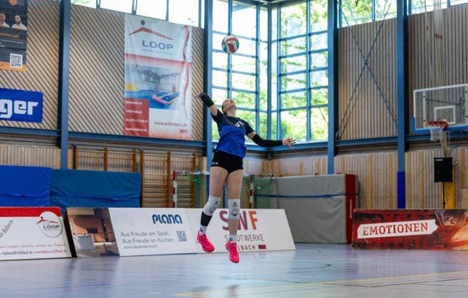 Mia Zorn TSV GA Stuttgart, 03 on serve Barock Volleys MTV Ludwigsburg vs TSV GA Stuttgart, Volleyball,VLW Pokal Damen,Final, Season 2025 2026, 09 05 2026, Barock Volleys MTV Ludwigsburg vs TSV GA Stuttgart, Volleyball,VLW Pokal Damen,Final, Season 2025 2026, 09 05 2026 Aalen Waldhausen Copyright: xEibner-Pressefoto DavidexDixGiovx EP_DGI