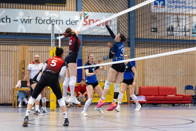 Andjela Jovanovic Barock Volleys MTV Ludwigsburg, 12 blocks the attempt of Mia Zorn TSV GA Stuttgart, 03 Barock Volleys MTV Ludwigsburg vs TSV GA Stuttgart, Volleyball,VLW Pokal Damen,Finale, Saison 2025 2026, 09 05 2026, Barock Volleys MTV Ludwigsburg vs TSV GA Stuttgart, Volleyball,VLW Pokal Damen,Finale, Saison 2025 2026, 09 05 2026 Aalen Waldhausen Copyright: xEibner-Pressefoto DavidexDixGiovx EP_DGI