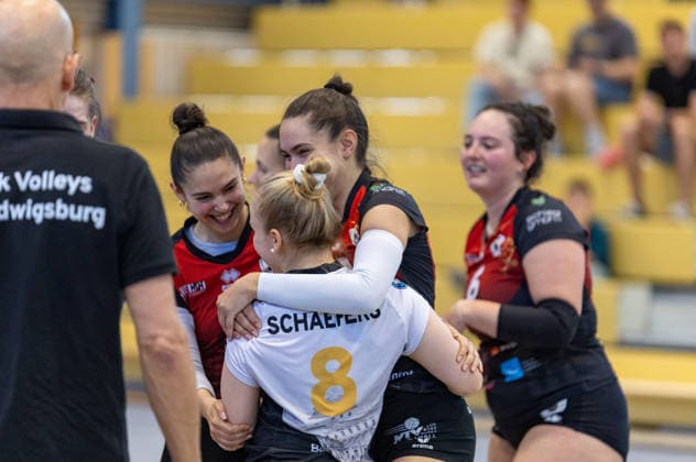 Cheering scenes after the final whistle at the Barock Volleys MTV Ludwigsburg Barock Volleys MTV Ludwigsburg vs TSV GA Stuttgart, Volleyball,VLW Pokal Damen,Finale, Saison 2025 2026, 09 05 2026, Barock Volleys MTV Ludwigsburg vs TSV GA Stuttgart, Volleyball,VLW Pokal Damen,Finale, Saison 2025 2026, 09 05 2026 Aalen Waldhausen Copyright: xEibner-Pressefoto DavidexDixGiovx EP_DGI