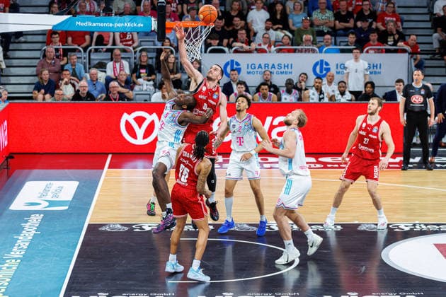 Tylan Birts Telekom Baskets Bonn, 05 , Daniel Keppeler BMA365 Bamberg Baskets, 31 , BMA365 Bamberg Baskets vs Telekom Baskets Bonn, Basketball, easyCredit BBL, Matchday 34, 10 05 2026 BMA365 Bamberg Baskets vs Telekom Baskets Bonn, Basketball, easyCredit BBL, Matchday 34, 10 05 2026 Bamberg Copyright: xEibner-Pressefoto G.xSantemizx EP_EER