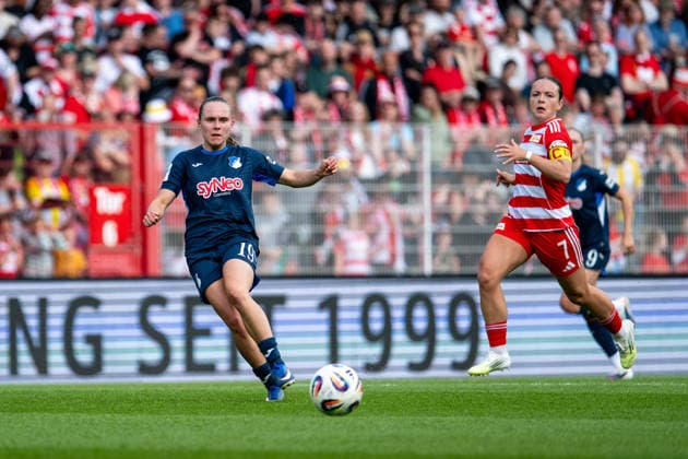 GER, 1 FFBL, 1 FC Union Berlin vs TSG 1899 Hoffenheim 10 05 2026, Alte Försterei, Berlin, GER, 1 FFBL, 1 FC Union Berlin vs TSG 1899 Hoffenheim, in the picture Marie Steiner TSG Hoffenheim, 19 on the ball, behind Lisa Heiseler Union Berlin, 07 , DFB regulations prohibit any use of photographs as image sequences and or quasi video nordphotoxGmbHx xMemmler nph00005