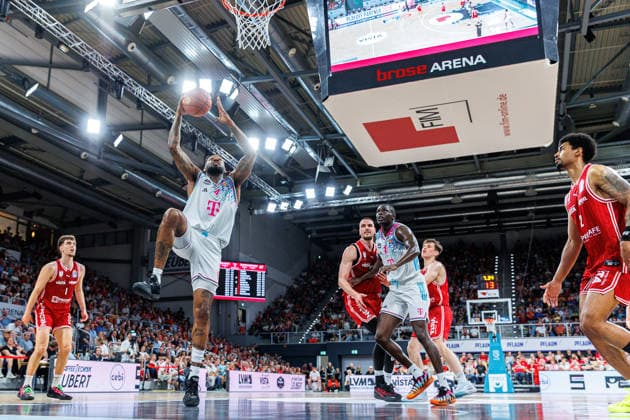 Jeff Garrett Jr Telekom Baskets Bonn, 04 , Daniel Keppeler BMA365 Bamberg Baskets, 31 , Kur Jongkuch Telekom Baskets Bonn, 15 , BMA365 Bamberg Baskets vs Telekom Baskets Bonn, Basketball, easyCredit BBL, Matchday 34, 10 05 2026 BMA365 Bamberg Baskets vs Telekom Baskets Bonn, Basketball, easyCredit BBL, Matchday 34, 10 05 2026 Bamberg Copyright: xEibner-Pressefoto G.xSantemizx EP_EER