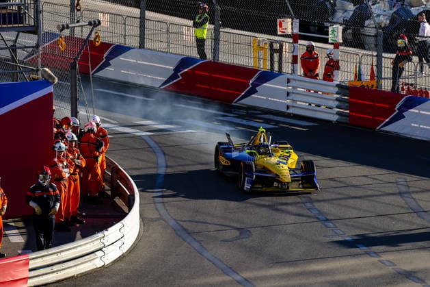 Lucas di Grassi Lola Yamaha ABT Formula E Team, 11 first free practice Free Practice 1, slows down, ABB FIA Formula E World Championship, Monaco e Prix 2026, Monte Carlo, season 12 2025 26, lap 9, 16 05 2026, ABB FIA Formula E World Championship, Monaco e Prix 2026, Monte Carlo, season 12 2025 26, lap 9, 16 05 2026 Monte Carlo Copyright: xEibner-Pressefoto LauraxRoemerx EP_LRR