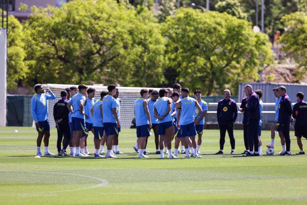 May 16, 2026, Sant Joan Despi, Barcelona, SPAIN: Players of FC Barcelona, Barca during the training day of FC Barcelona ahead the Spanish League, Laliga EA Sports, football match against Real Betis at Ciudad Esportiva Joan Gamper on May 16, 2026 in Sant Joan Despi, Barcelona, Spain. FC Barcelona Training And press conference, PK, Pressekonferenz - LaLiga EA Sports - ZUMAa181 20260516_zaa_a181_093 Copyright: xJavierxBorregox