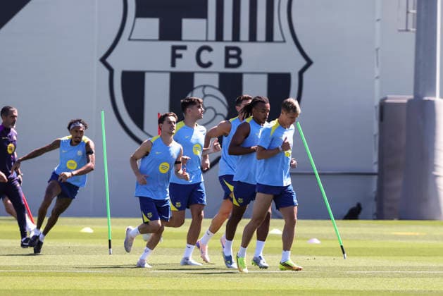 May 16, 2026, Sant Joan Despi, Barcelona, SPAIN: Gavi, Gerard Martin, Jules Kounde and Dani Olmo during the training day of FC Barcelona, Barca ahead the Spanish League, Laliga EA Sports, football match against Real Betis at Ciudad Esportiva Joan Gamper on May 16, 2026 in Sant Joan Despi, Barcelona, Spain. FC Barcelona Training And press conference, PK, Pressekonferenz - LaLiga EA Sports - ZUMAa181 20260516_zaa_a181_097 Copyright: xJavierxBorregox