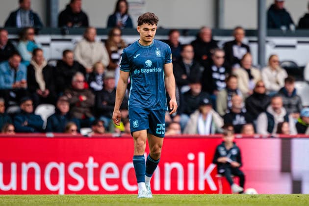 Sean Dulic TSV 1860 Muenchen, 25 GER, SC Verl vs TSV 1860 Muenchen, Football, 3 Liga, 38 Matchday, Season 2025 2026, 16 05 2026 DFL Regulations prohibit any use of photographers as image sequences and or quasi video GER, SC Verl vs TSV 1860 Muenchen, Football, 3 Liga, 38 Matchday, Season 2025 2026, 16 05 2026 Verl Copyright: xEibner-Pressefoto JanxRollingerx EP_JSK