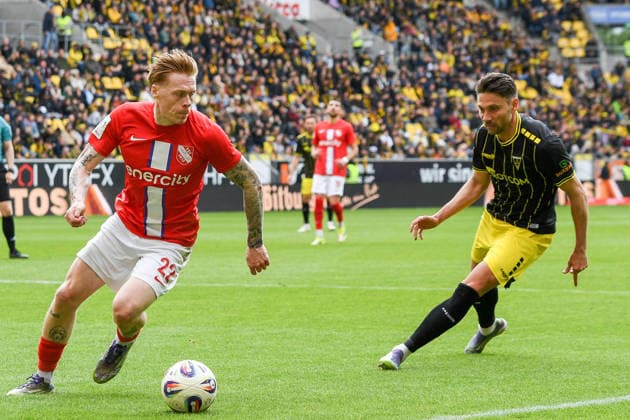 v li Leon Sommer TSV Havelse, 22 , Sasa Strujic Alemannia Aachen, 5 , duel, duel, tackle, tackling, dynamics, action, action, 16 05 2026, Aachen Germany , Football, 3 Liga, TSV Alemannia Aachen TSV Havelse, Football, 3 Liga, TSV Alemannia Aachen TSV Havelse, DFB DFL REGULATIONS PROHIBIT ANY USE OF PHOTOGRAPHS AS IMAGE SEQUENCES AND OR QUASI VIDEO xmhx